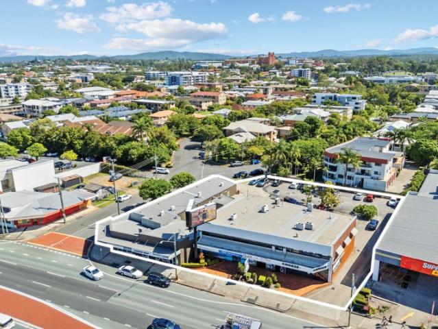 Retail for rent in Toombul, Queensland