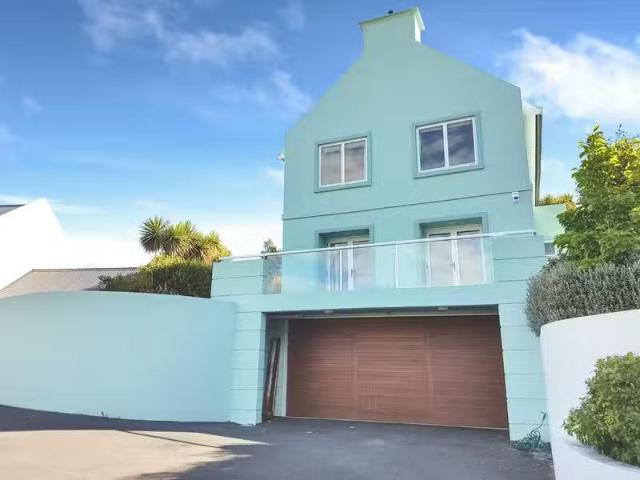 House for rent in Chaslands, Canterbury