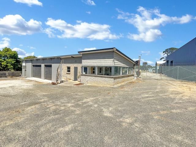 Warehouse for rent in Geelong, Victoria