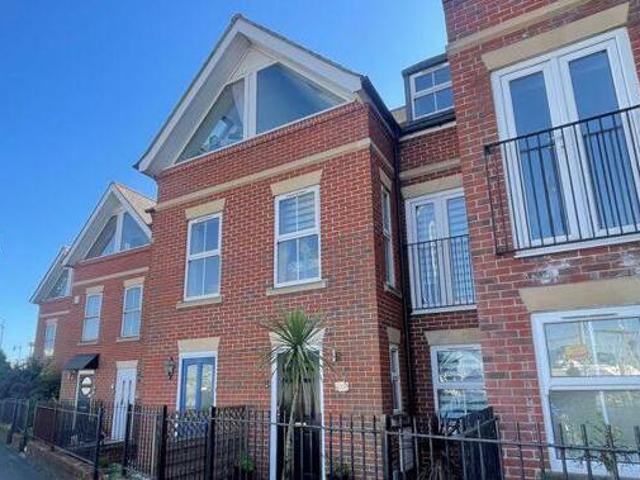House for sale in Priddy's Hard, Gosport