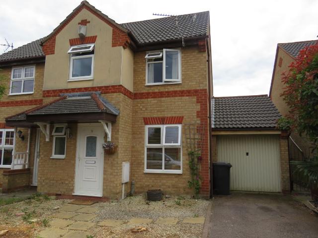 Apartment for rent in Blacky More, Wootton