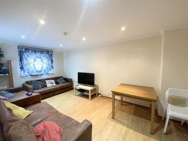 House for rent in Maindy, Cardiff