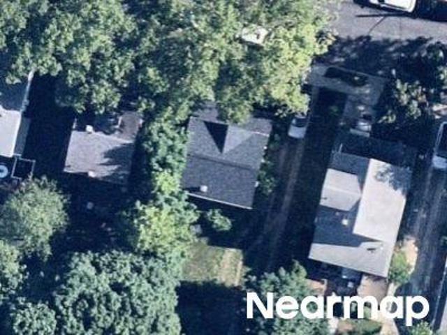 House for sale in Teaneck, New Jersey