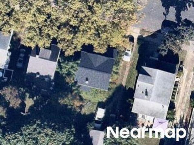 House for sale in Teaneck