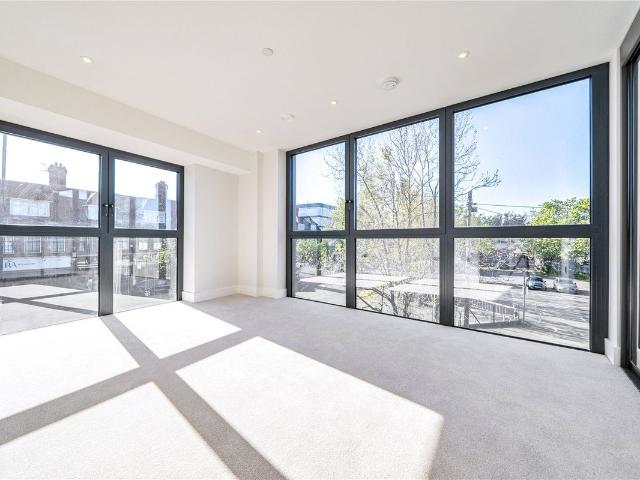 Apartment for rent in Cockfosters, Greater London