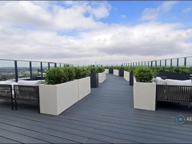 House for rent in Cockfosters, Greater London