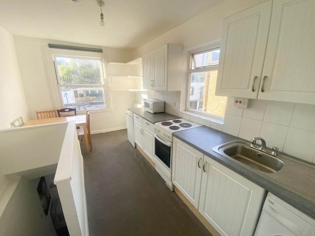 Apartment for rent in Portobello Square, Greater London