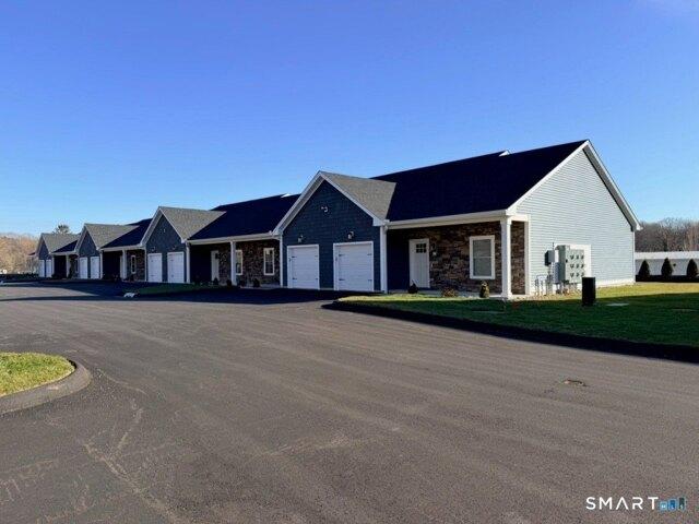 Condo for sale in Wolcott, Connecticut