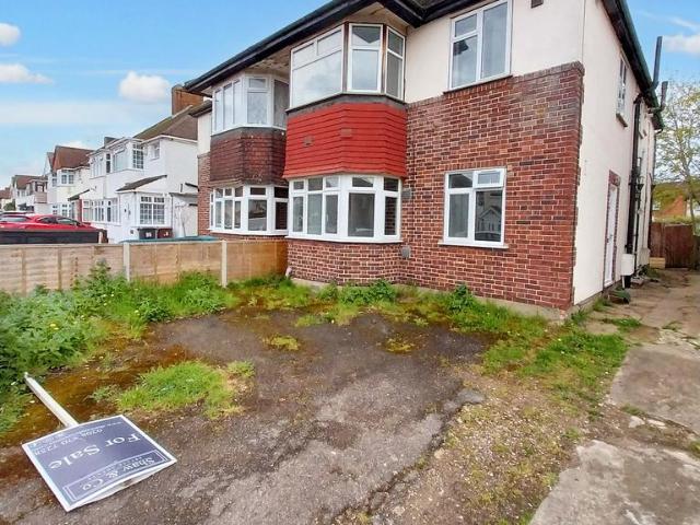 Apartment for rent in London Borough of Hounslow, Greater London