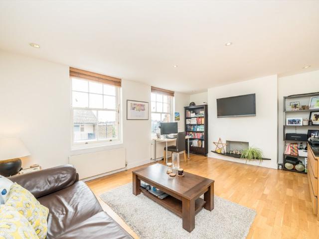 Apartment for rent in Fulham, Greater London