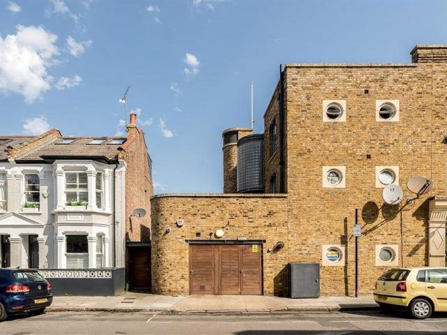House for rent in Fulham, Greater London