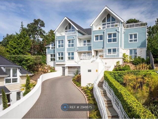 Apartment for rent in Penn Hill, Poole
