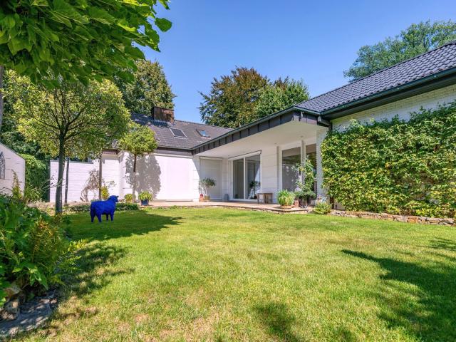 Villa kaufen in Munster, Nordrhein-Westfalen
