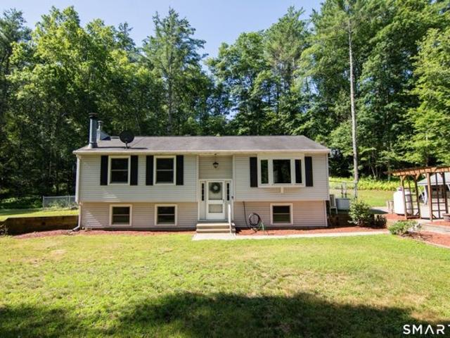 House for sale in Putnam, Connecticut
