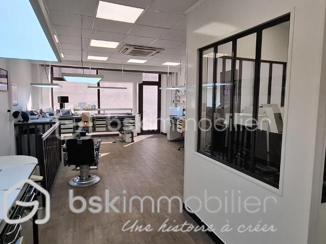 Local Commercial vente à Nanterre, Levallois-perret