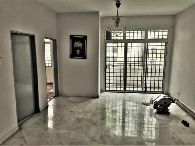 Apartment for sale in Bandar Sunway