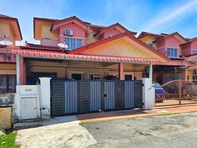 Terraced House for sale in Selayang, Selangor
