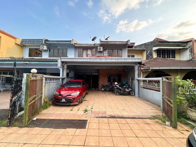 Terraced House for sale in Shah Alam, Petaling