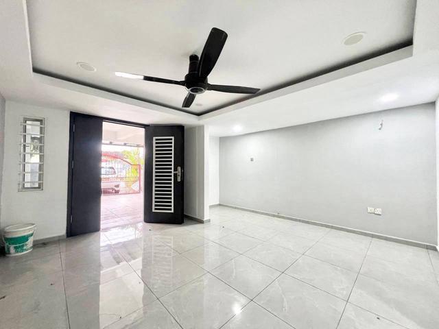 Terraced House for sale in Petaling, Damansara Damai