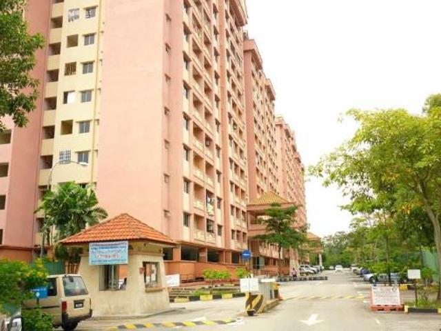 Apartment for sale in Kajang, Langat