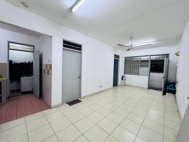 Apartment for sale in Petaling Jaya, Petaling