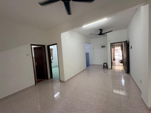 Apartment for sale in Petaling, Alam Impian