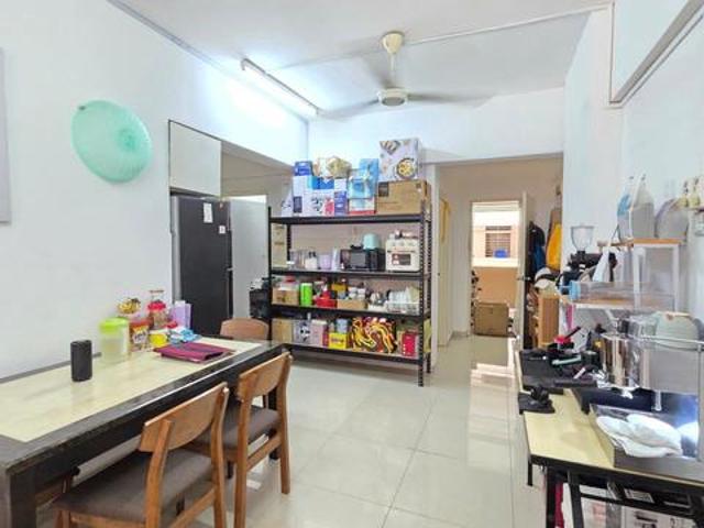 Serviced Residence for sale in Langat, Selangor