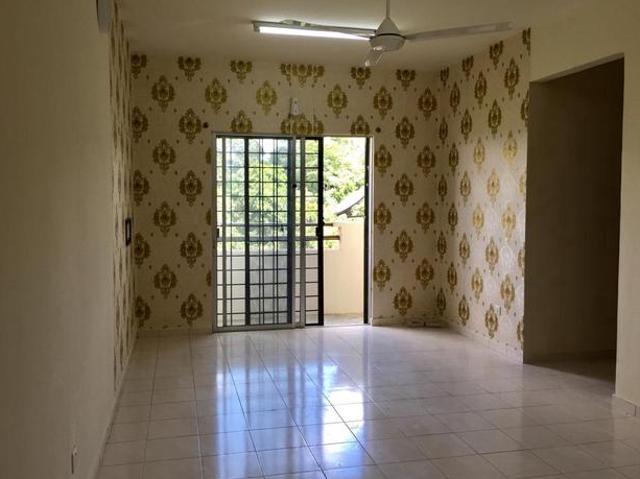Apartment for sale in Langat, Selangor