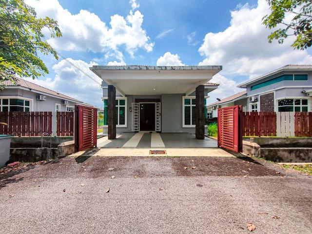 Bungalow for sale in Durian Tunggal, Malaka