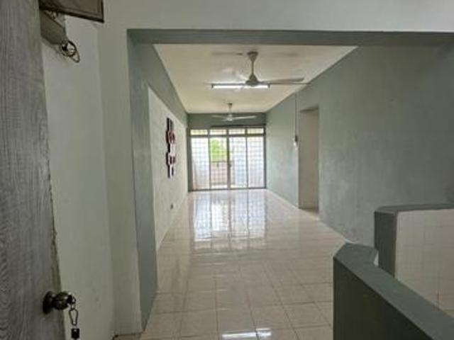 Apartment for sale in Kajang, Langat