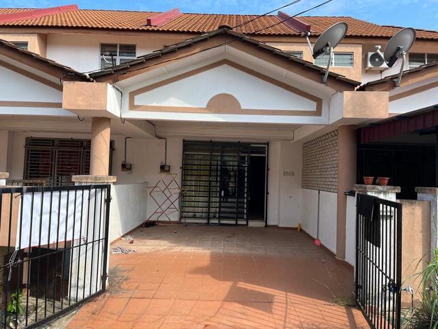 Terraced House for sale in Kemaman, Tringganu