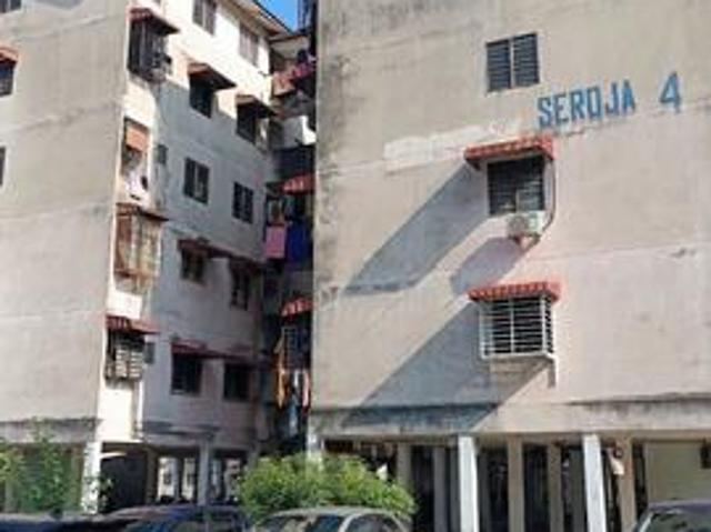 Flat for sale in Petaling, Damansara Damai