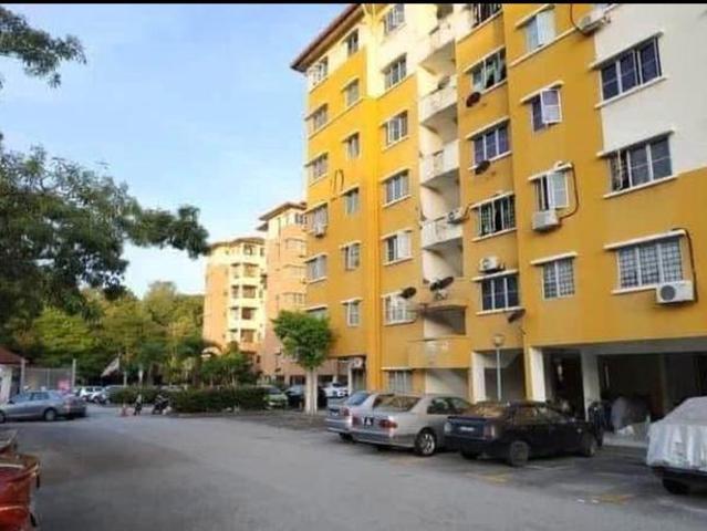 Apartment for sale in Petaling, Damansara Damai