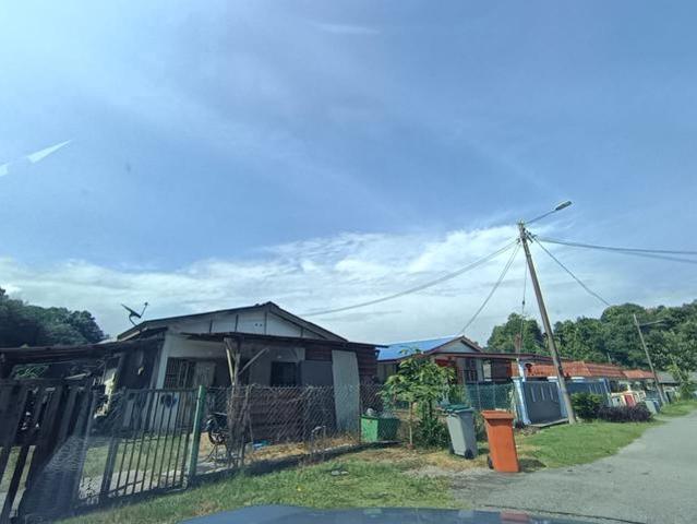 Bungalow for sale in Sendayan Village, Negeri Sembilan