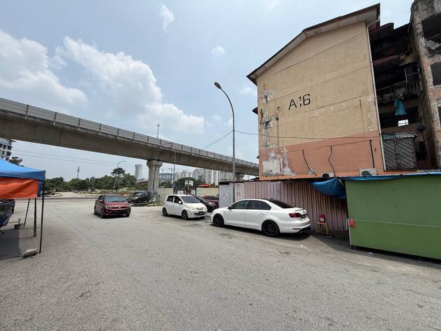 Flat for sale in Puchong, Majlis Bandaraya Subang Jaya