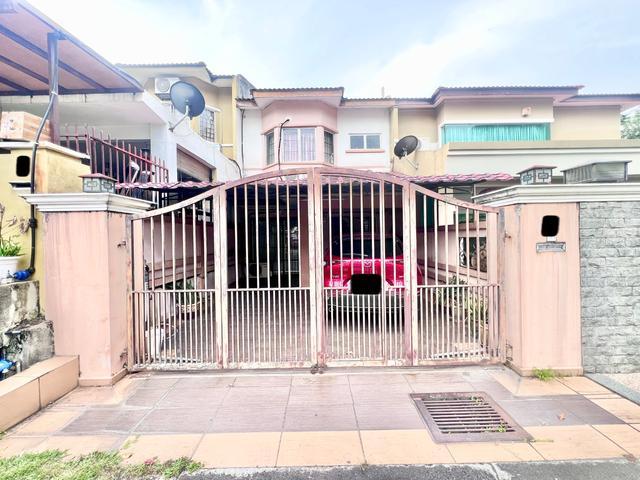 Terraced House for sale in Petaling, Subang Jaya