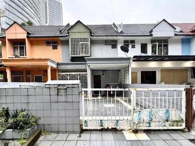 Terraced House for sale in Petaling, Damansara Damai