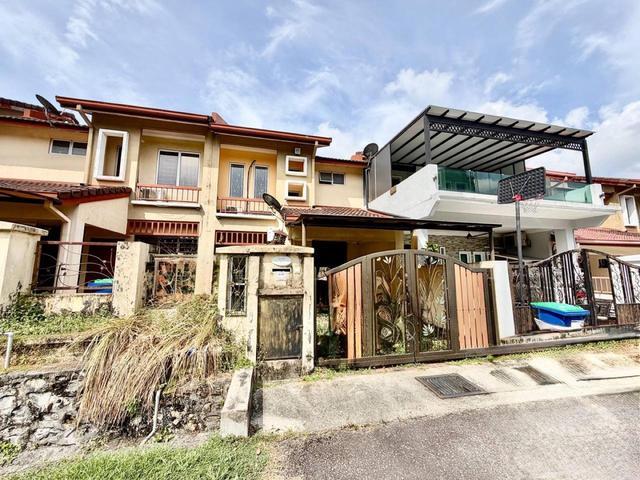 Terraced House for sale in Petaling, Subang Jaya