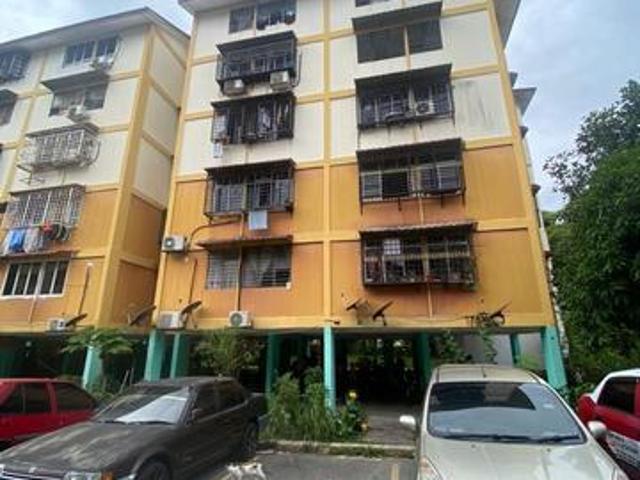 Flat for sale in Petaling, Damansara Damai