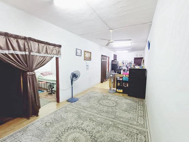 Flat for sale in Langat, Selangor