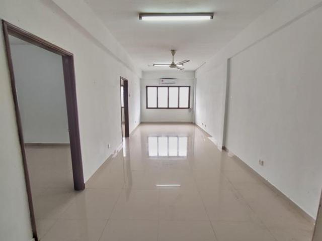 Flat for sale in Kajang, Langat