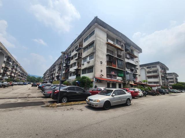 Flat for sale in Ampang, Majlis Perbandaran Ampang Jaya