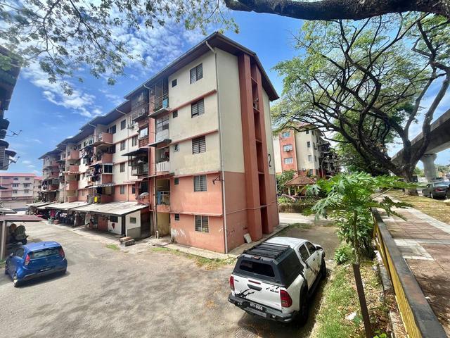 Flat for sale in Country Heights Damansara, Kuala Lumpur