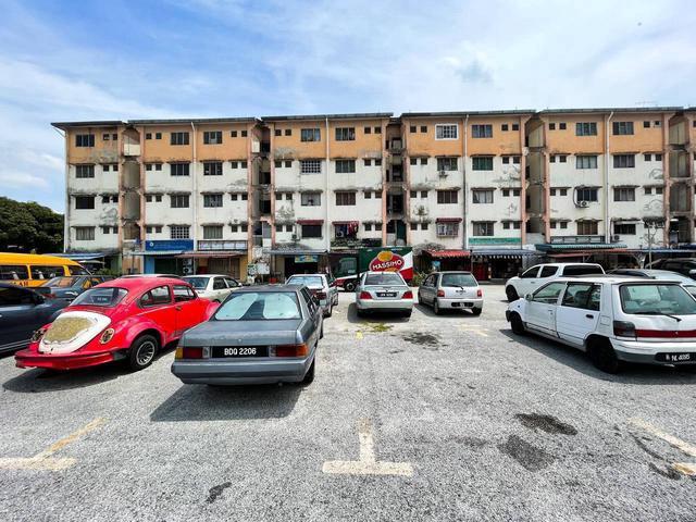 Flat for sale in Kajang, Langat