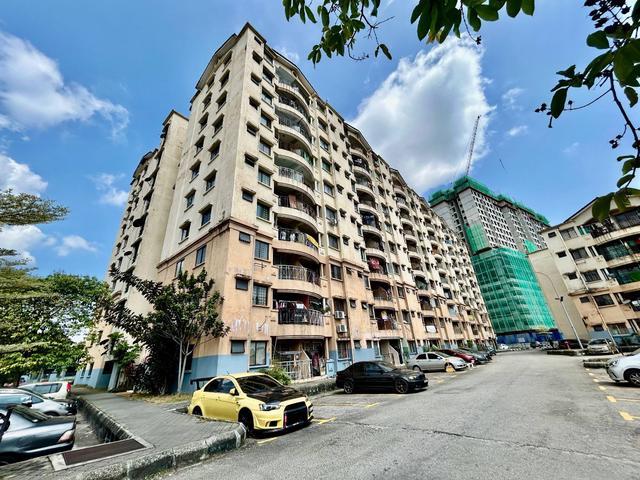 Apartment for sale in Petaling, Alam Impian