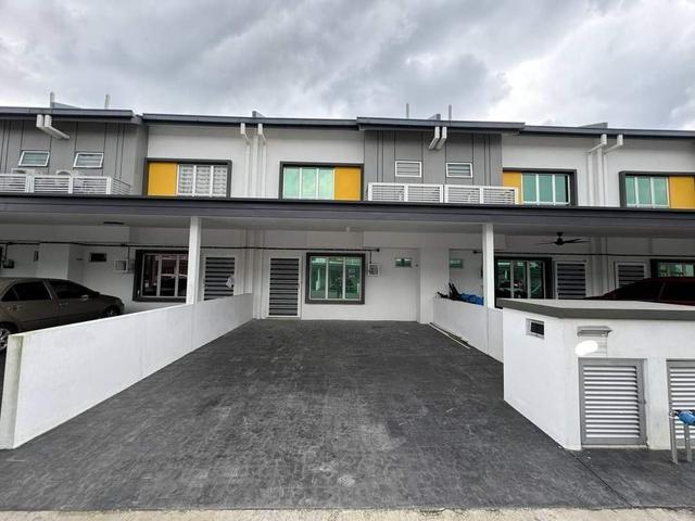 Terraced House for rent in Tanjong Sepat, Selangor