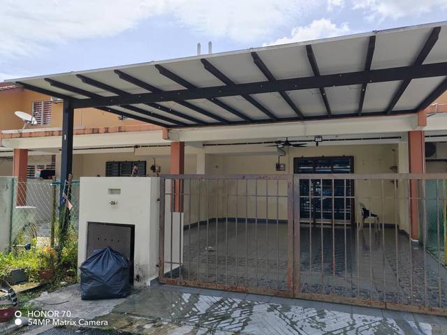 Terraced House for sale in Tanjong Sepat, Selangor