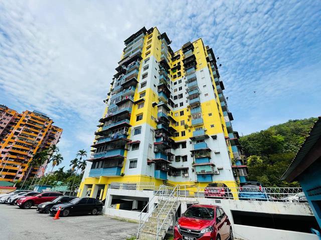 Apartment for sale in Country Heights Damansara, Kuala Lumpur