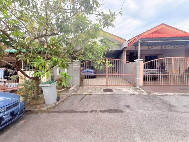 Terraced House for sale in Seremban