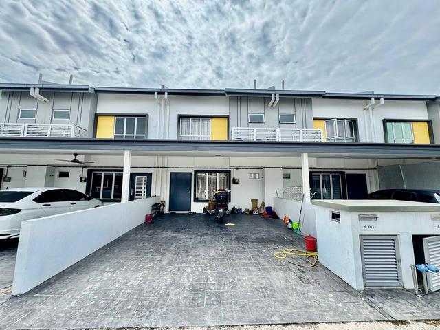 Terraced House for sale in Tanjong Sepat, Selangor